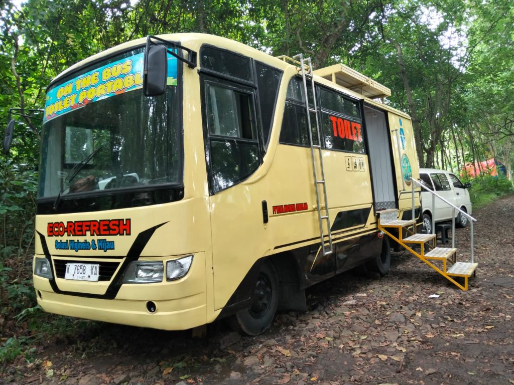 Toilet Bus Portable (12)